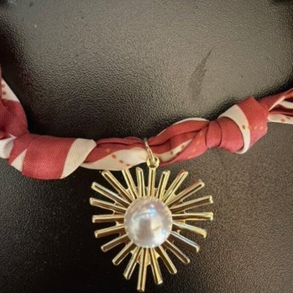 BOUTIQUE SCARF AND CHARM NECKLACE - Picture 3 of 4